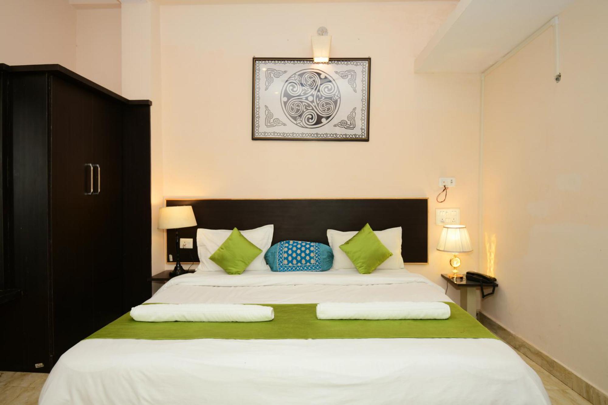 Ap Palace Hotel, Ayodhya Exterior photo